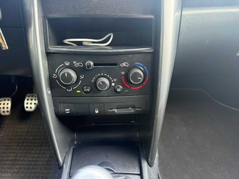 Peugeot 207 1,6 VTi Premium SW 5d