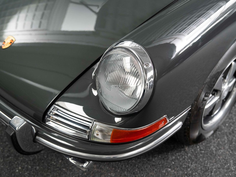 Porsche 911 2,0 Coupé 2d