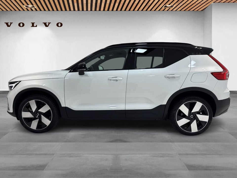 Volvo XC40 ReCharge Extended Range Plus 5d