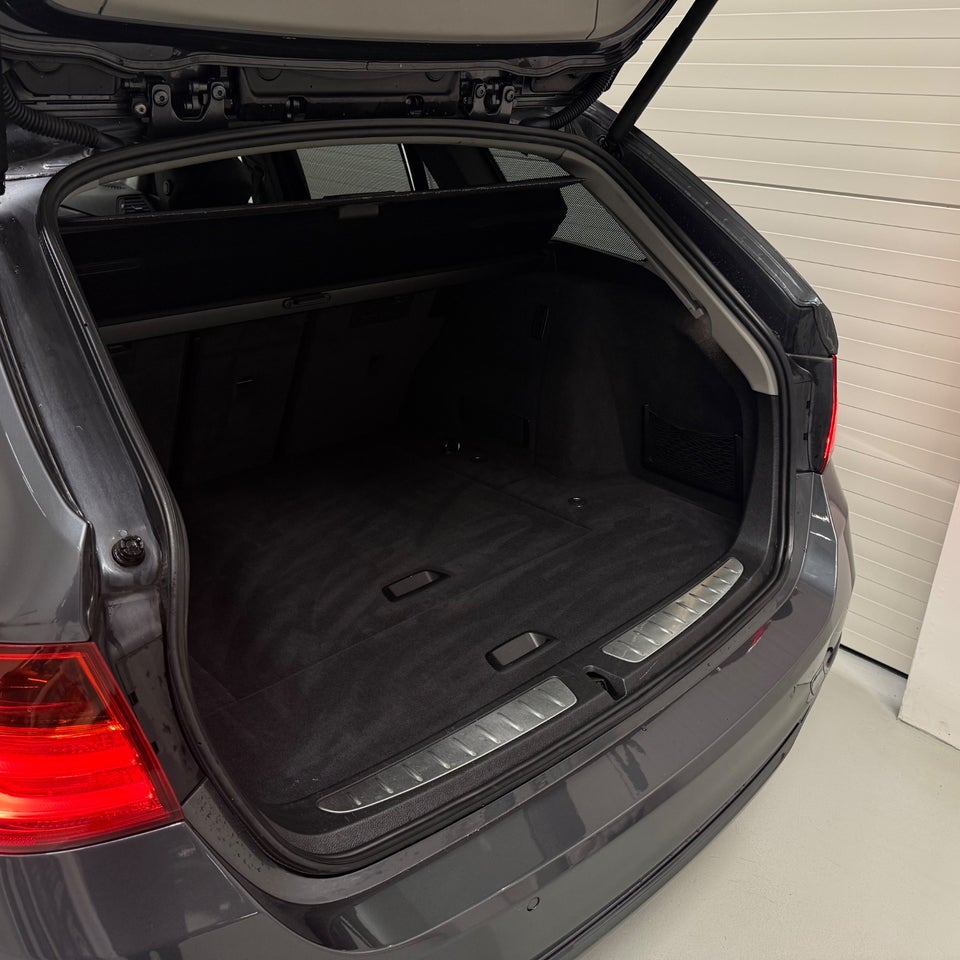 BMW 318d 2,0 Touring Sport Line aut. 5d