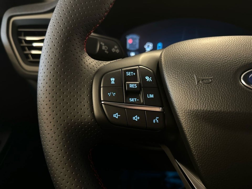 Ford Kuga 2,5 PHEV ST-Line X CVT 5d