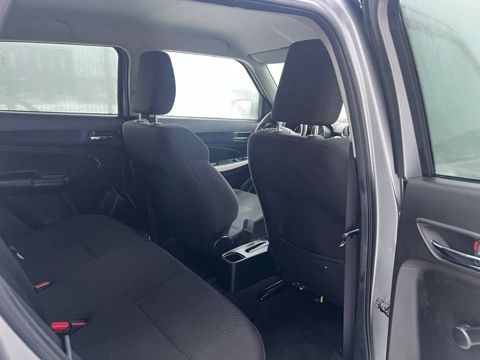 Suzuki Swift 1,2 Dualjet Style Edition 5d