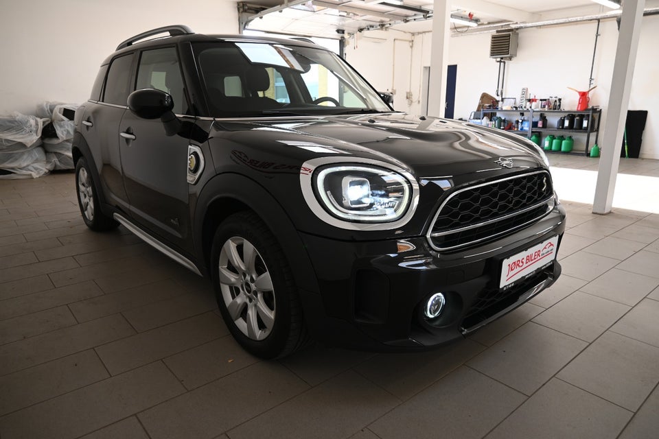 MINI Countryman Cooper SE 1,5 Essential aut. ALL4 5d