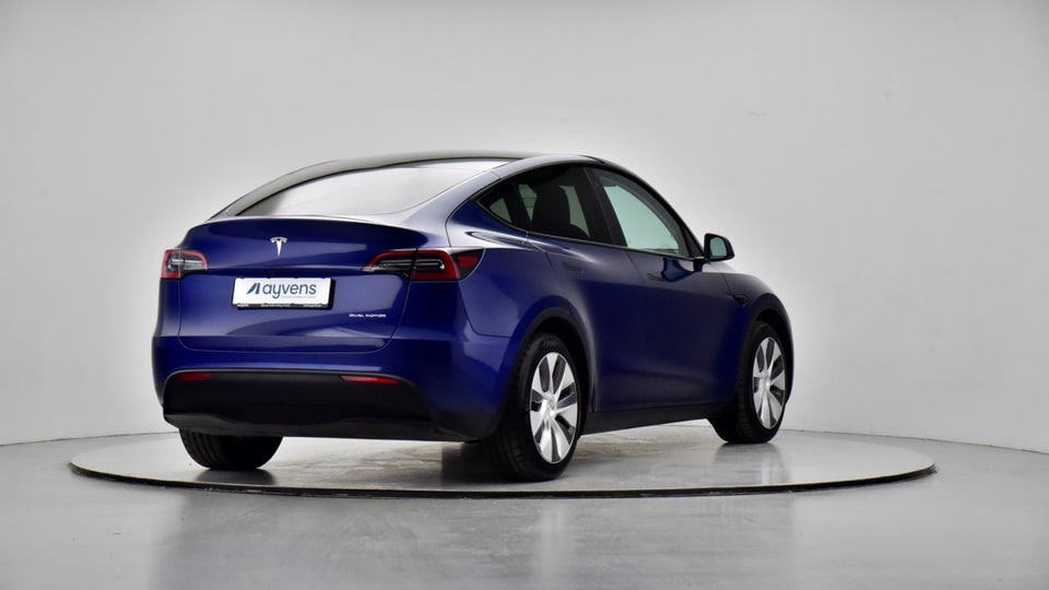 Tesla Model Y Long Range AWD 5d