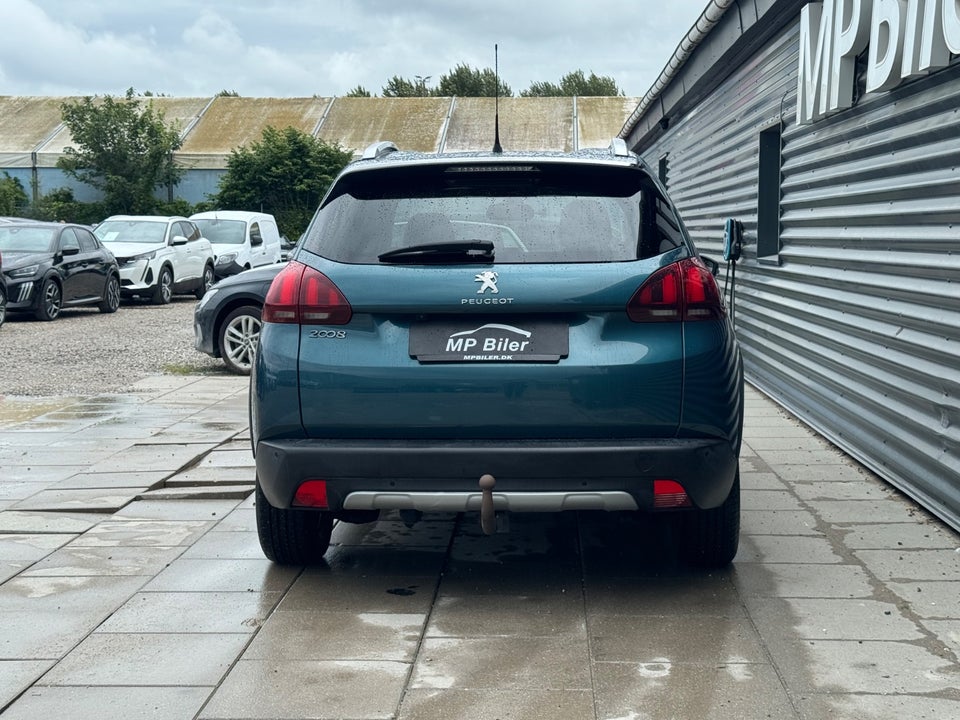 Peugeot 2008 1,6 BlueHDi 100 Allure Sky 5d