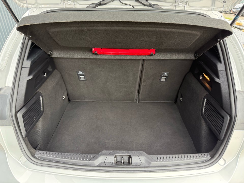 Ford Focus 1,0 EcoBoost ST-Line 5d