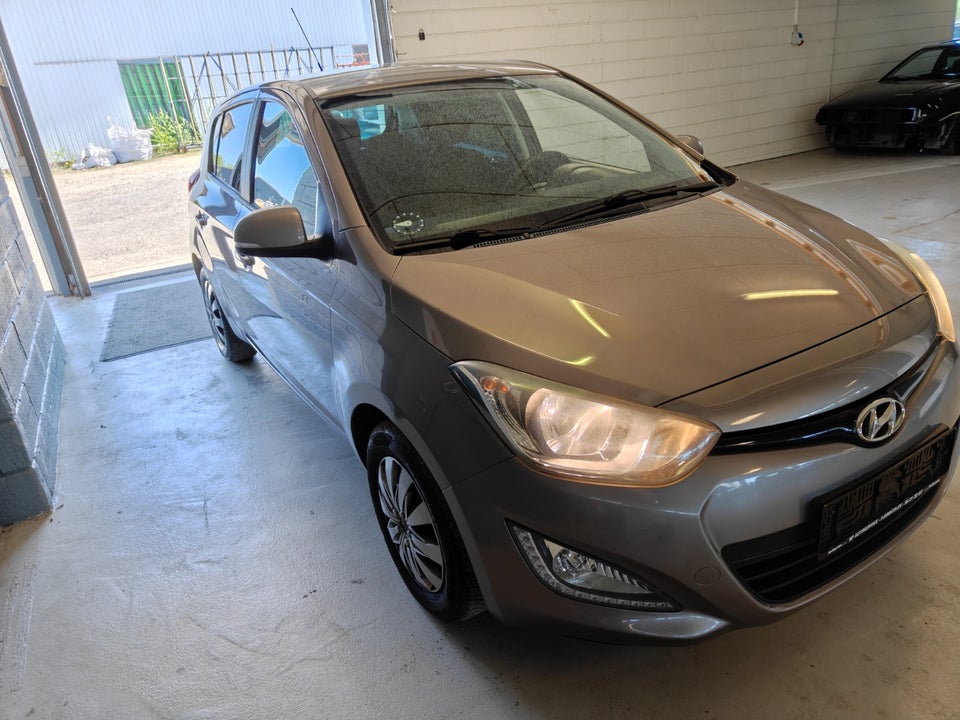 Hyundai i20 1,25 Comfort 5d