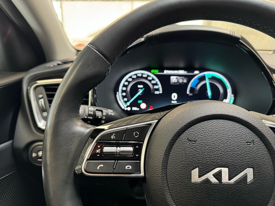 Kia XCeed 1,6 PHEV Upgrade DCT 5d
