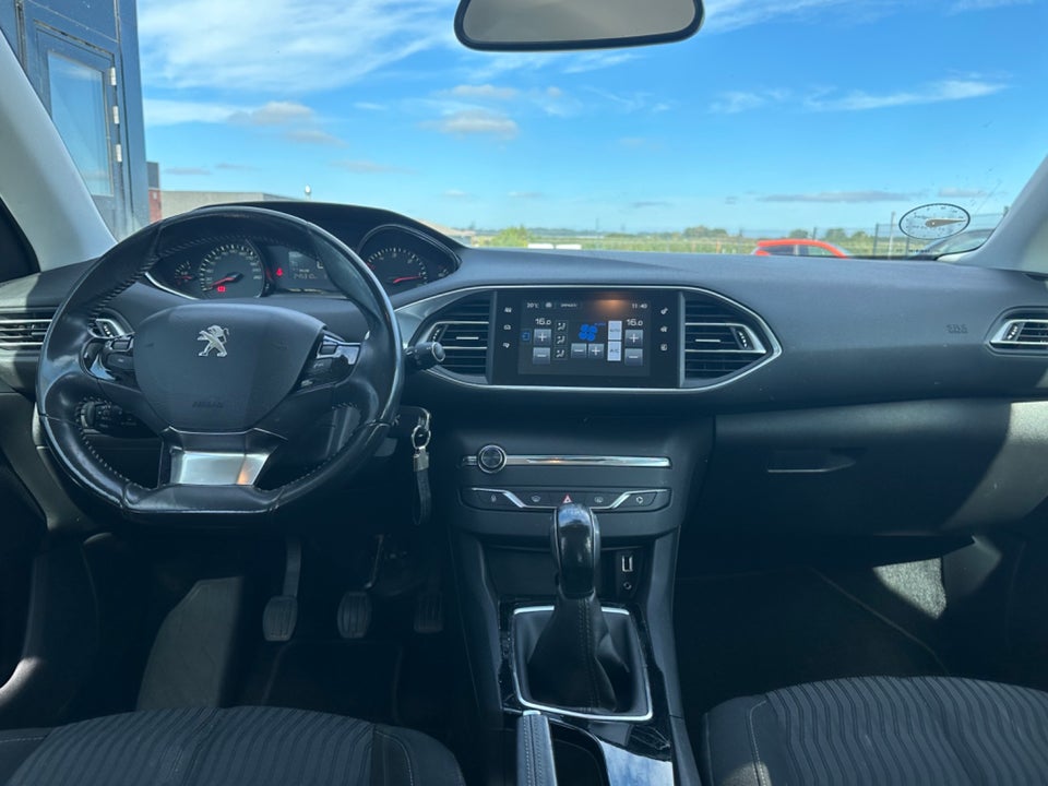 Peugeot 308 1,6 HDi 92 Active 5d