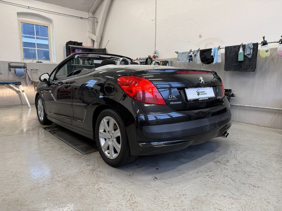 Peugeot 207 1,6 CC 2d