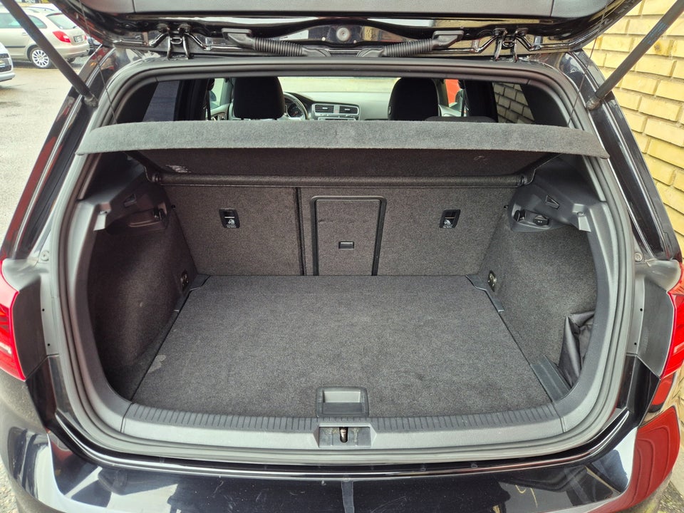 VW Golf VII 2,0 GTi DSG BMT 5d