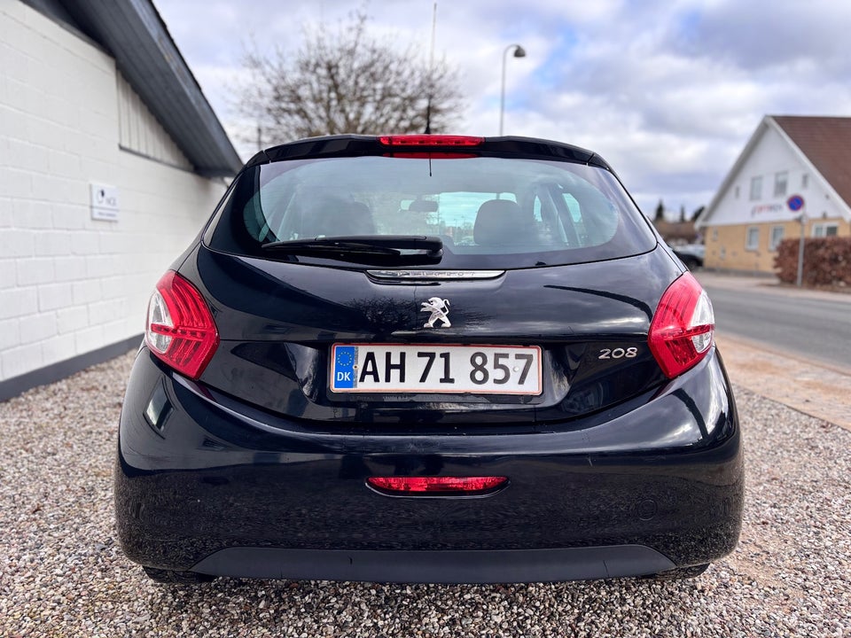 Peugeot 208 1,0 VTi Access 5d