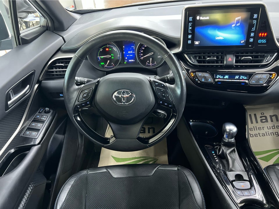 Toyota C-HR 1,8 Hybrid Premium Selected CVT 5d