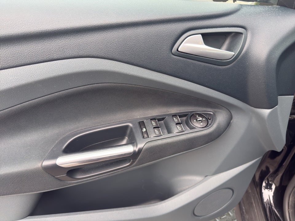 Ford C-MAX 1,0 SCTi 125 Titanium 5d