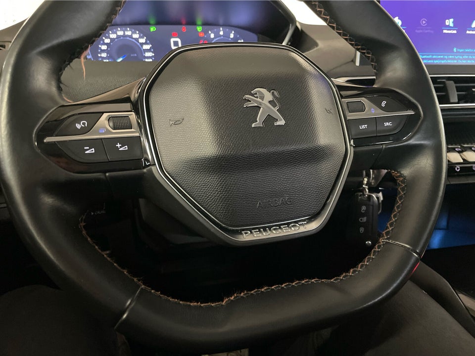 Peugeot 3008 1,2 e-THP 130 Active 5d