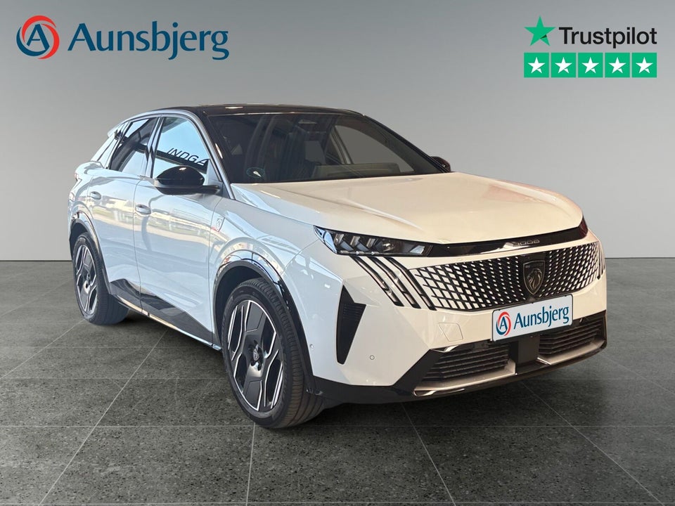 Peugeot e-3008 77 GT Pack 5d