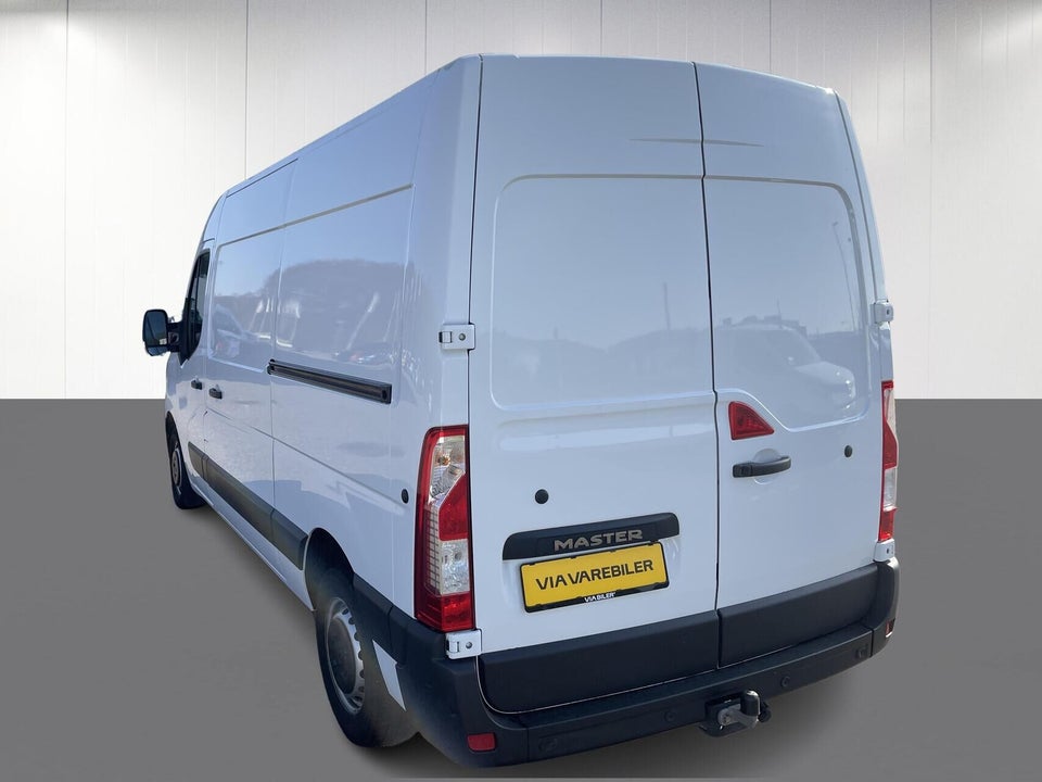 Renault Master IV T33 2,3 dCi 150 L2H2 Kassevogn