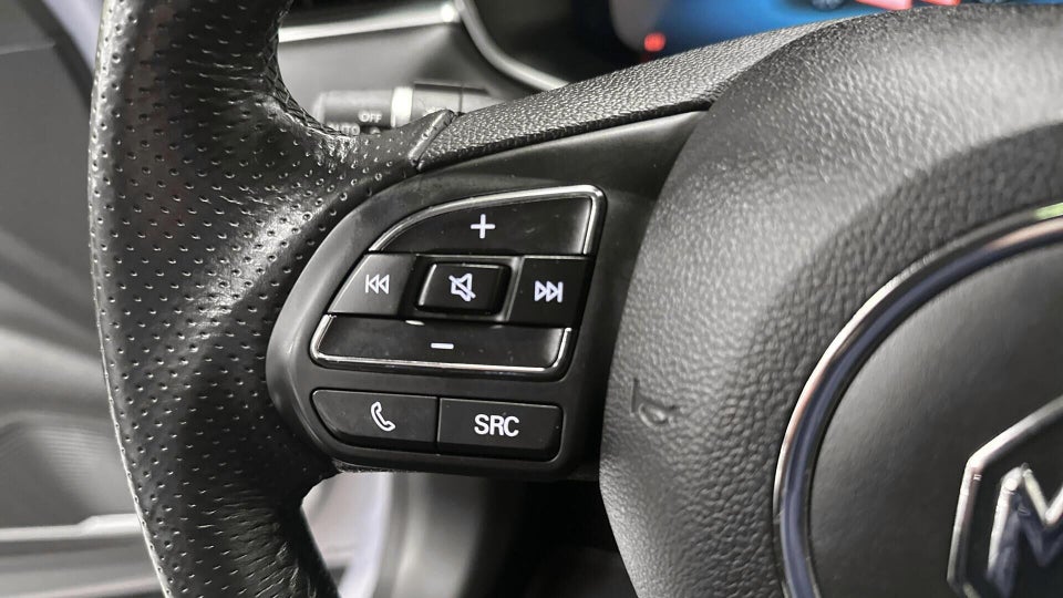 MG Marvel R Luxury 5d