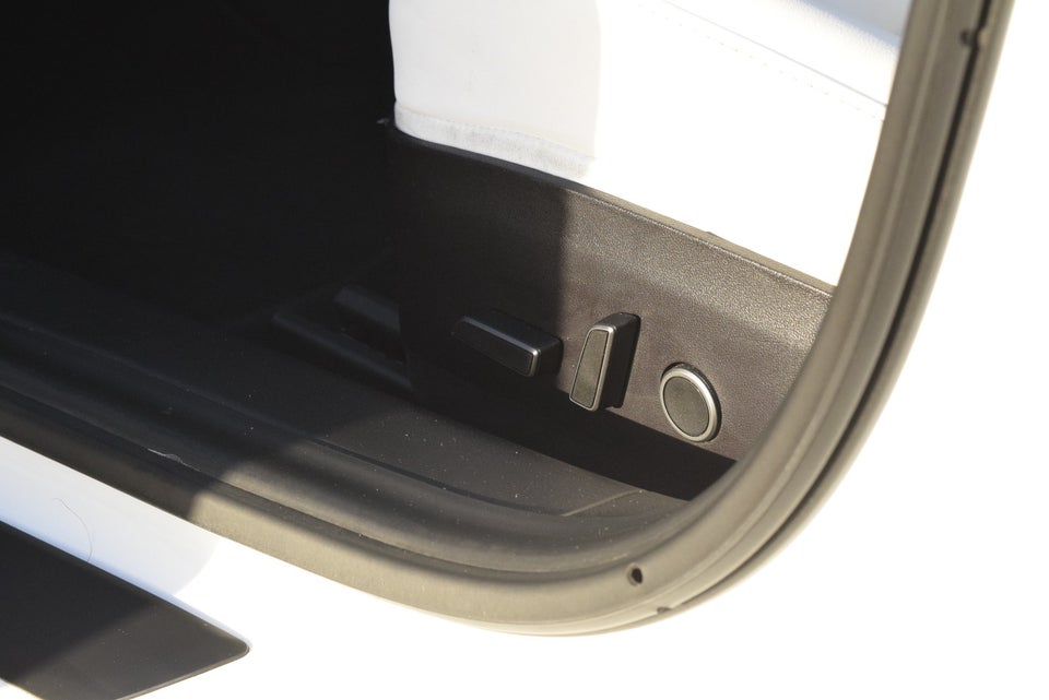 Tesla Model 3 Standard Range+ RWD 4d