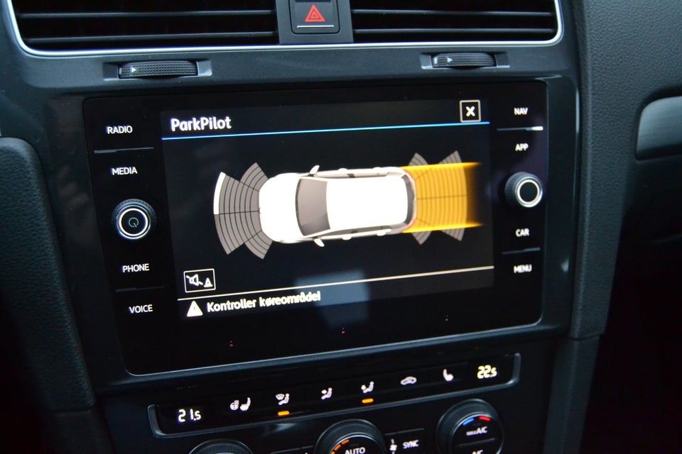 VW Golf VII 1,4 TSi 125 Comfortline 5d