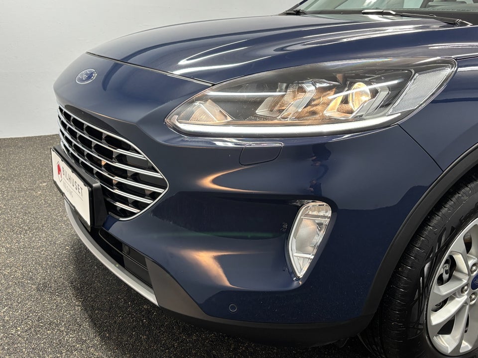 Ford Kuga 2,5 PHEV Titanium CVT 5d