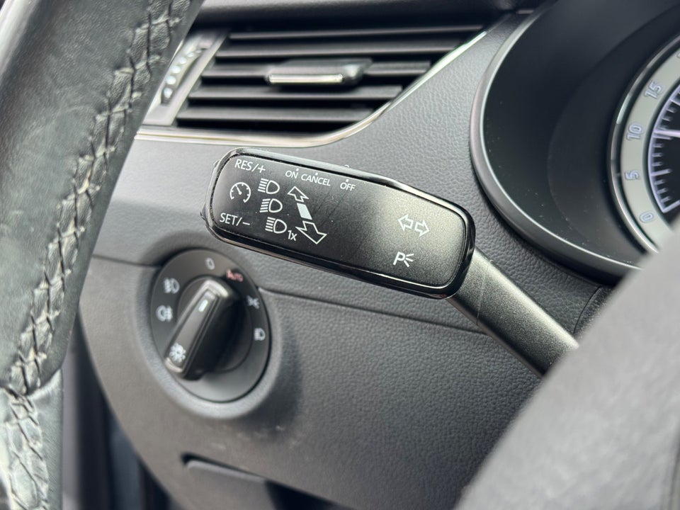 Skoda Octavia 1,6 TDi 115 Style Combi 5d