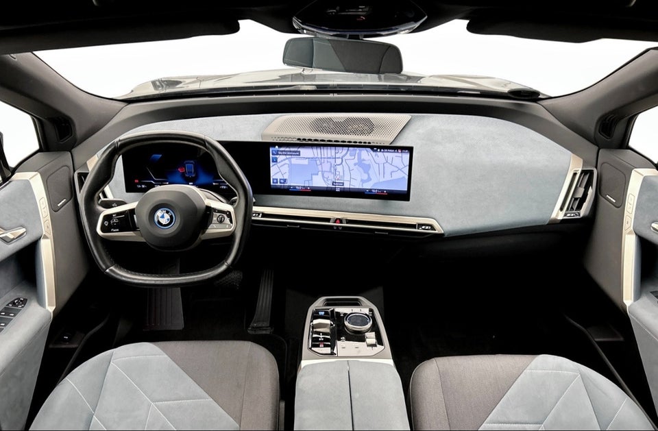 BMW iX xDrive40 5d