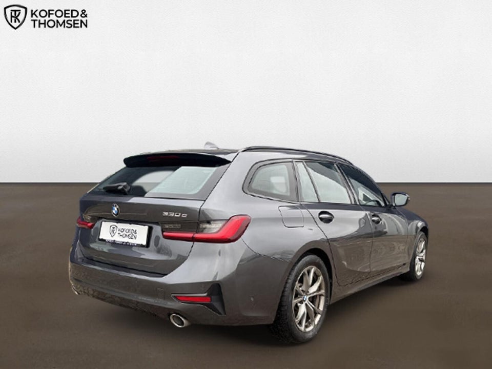 BMW 330e 2,0 Touring Sport Line aut. 5d