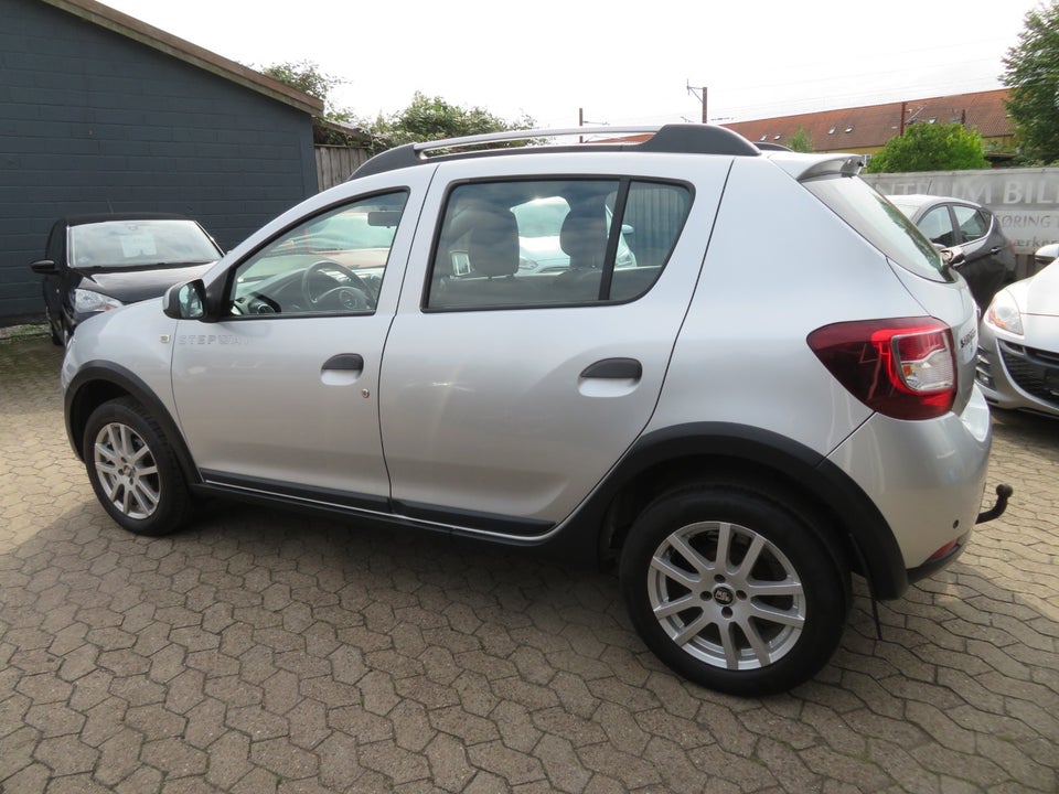 Dacia Sandero Stepway 0,9 TCe 90 Prestige Easy-R 5d