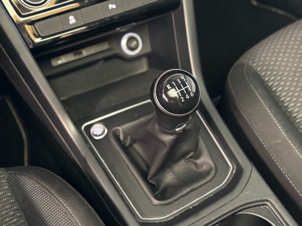 VW Touran 1,4 TSi 150 Comfortline 7prs 5d