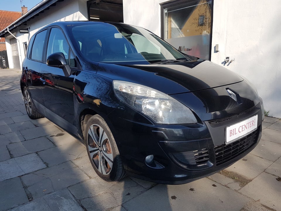 Renault Grand Scenic III 1,5 dCi 110 Authentique+ 5d