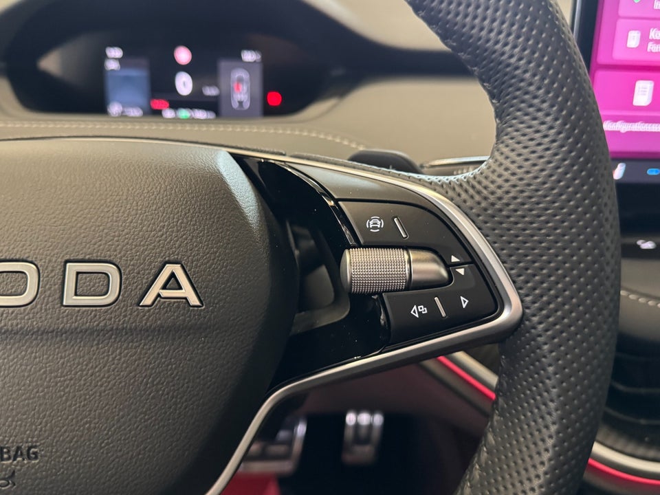 Skoda Enyaq 85 iV Sportline Maxx 5d