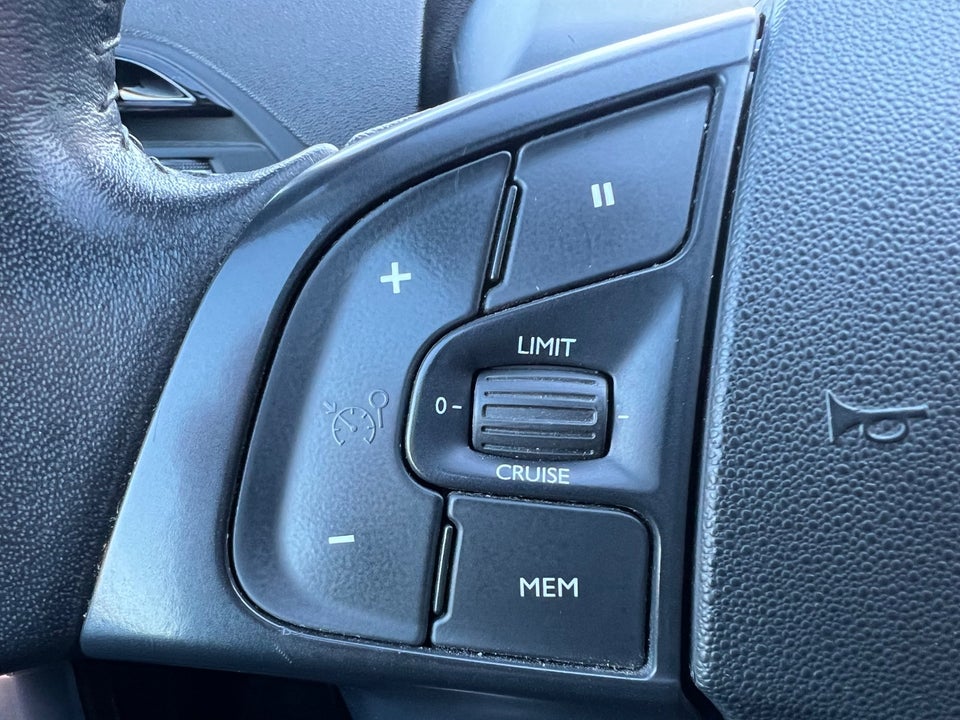 Citroën Grand C4 SpaceTourer 1,5 BlueHDi 130 Iconic 7prs 5d