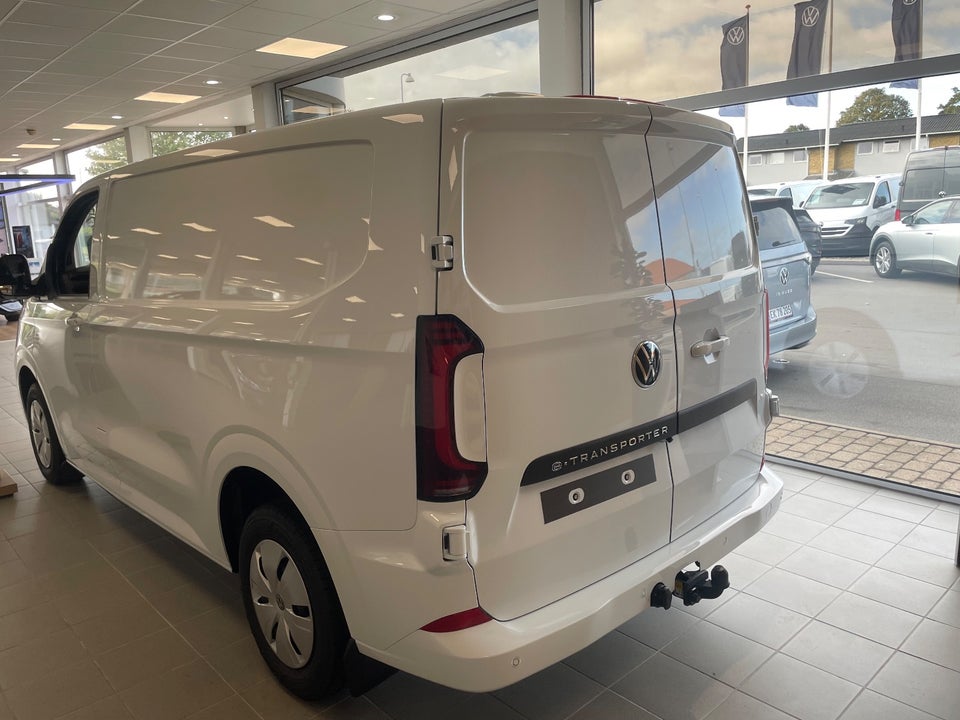 VW e-Transporter Comfort Kassevogn SWB