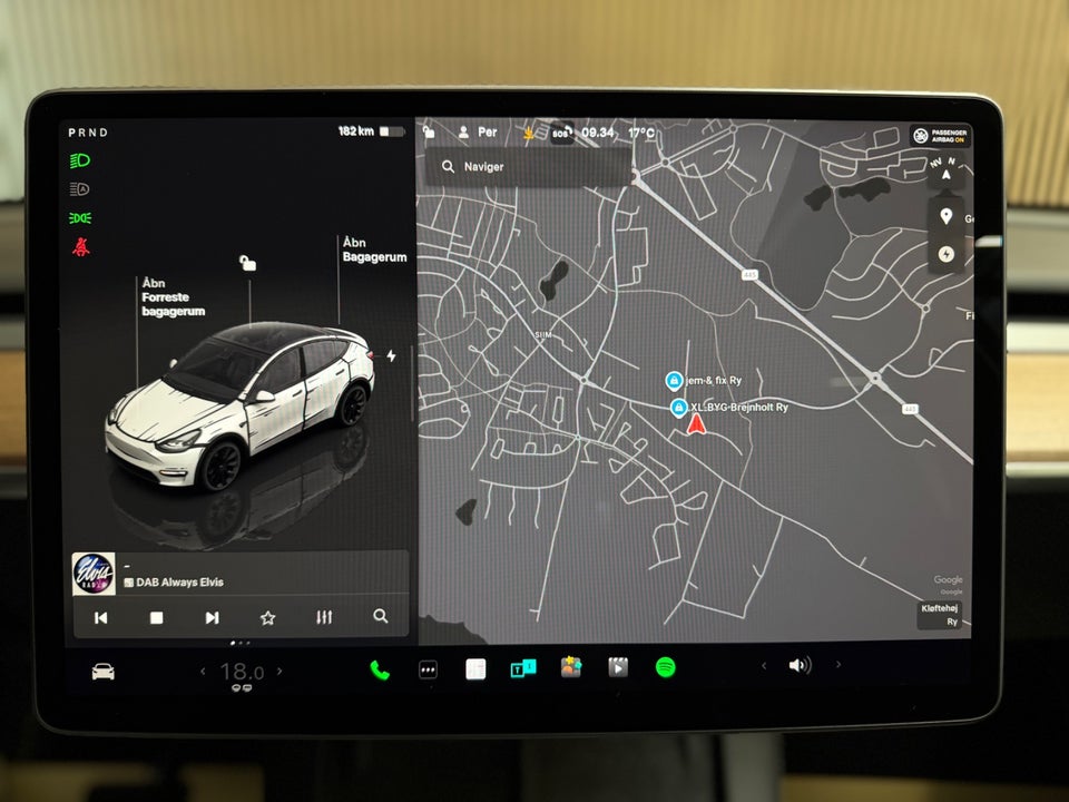 Tesla Model Y Long Range AWD 5d