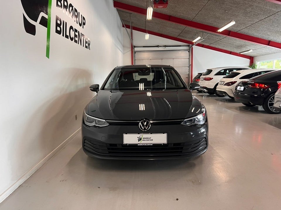 VW Golf VIII 1,5 TSi 130 Life 5d