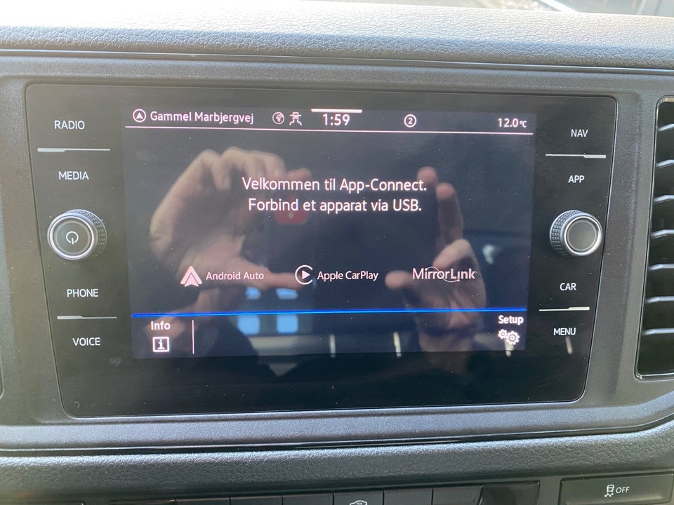 VW Crafter 35 2,0 TDi 140 Ladvogn L4