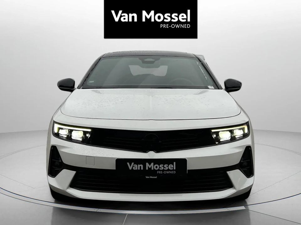 Opel Astra-e 54 Ultimate 5d