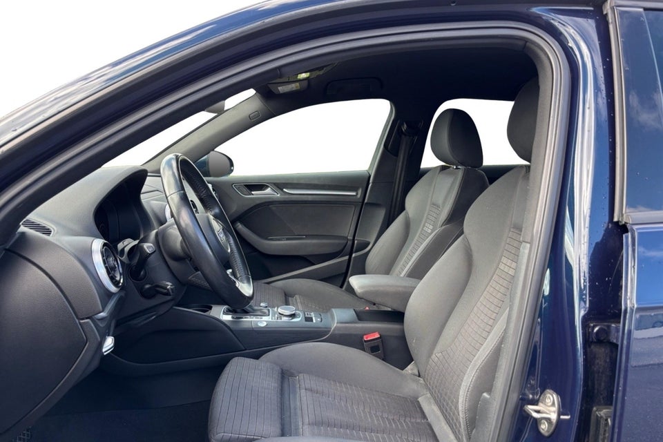 Audi A3 1,4 e-tron Sport Sportback S-tr. 5d