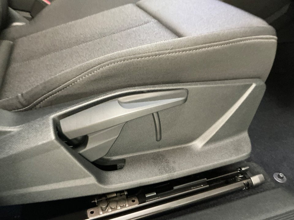 Audi Q4 e-tron 45 Attitude 5d