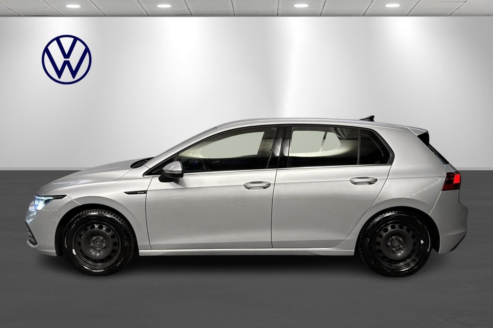 VW Golf VIII 1,5 eTSi 150 Style DSG 5d