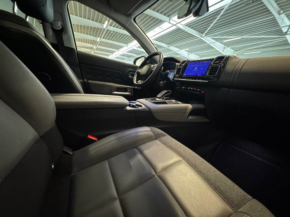 Citroën C5 Aircross 1,6 Hybrid Shine Sport EAT8 5d