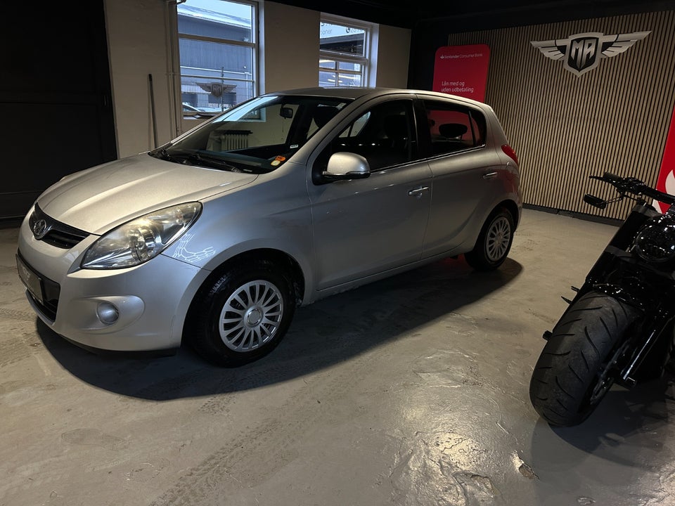 Hyundai i20 1,25 Comfort 5d