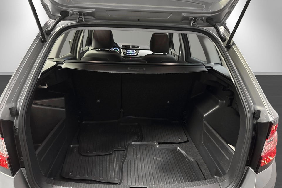 Skoda Fabia 1,0 TSi 110 Ambition Combi DSG 5d