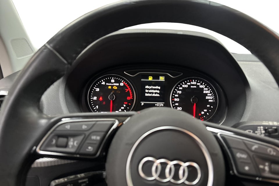 Audi Q2 35 TFSi Prestige S-tr. 5d