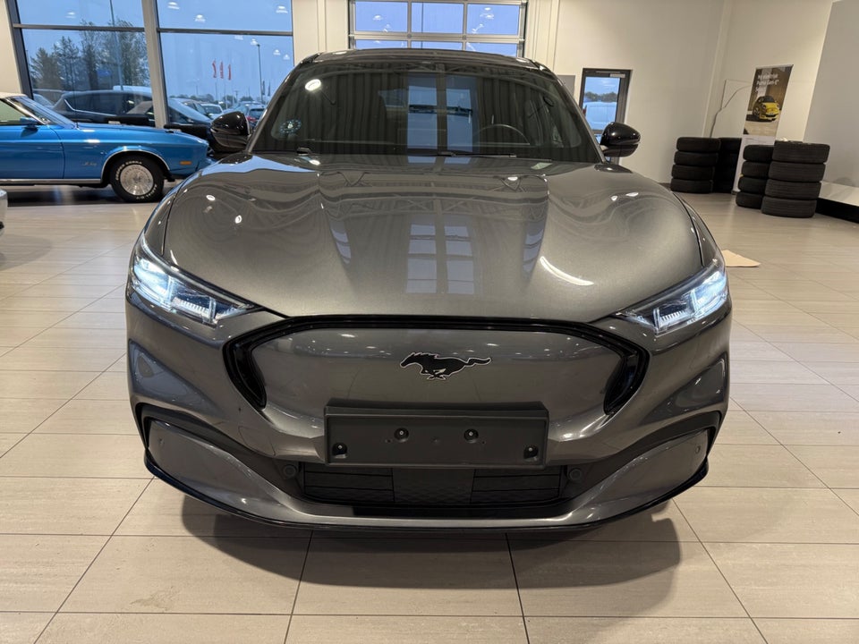 Ford Mustang Mach-E 98 Extended Range AWD 5d