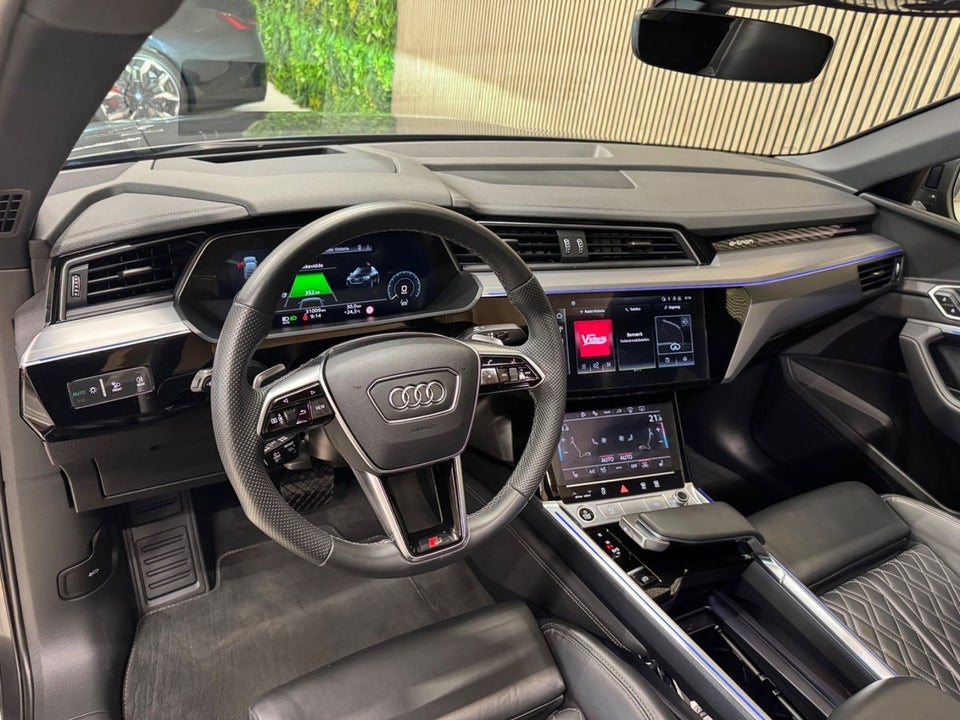 Audi e-tron 55 S-line Sportback quattro 5d