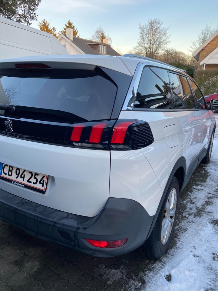 Peugeot 5008 1,2 PureTech 130 Access 7prs 5d