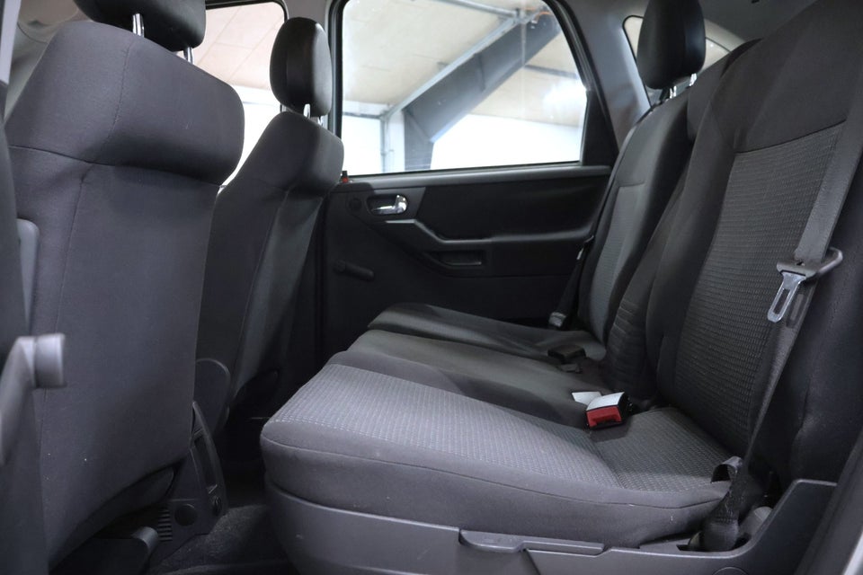 Opel Meriva 1,6 16V 105 Limited 5d