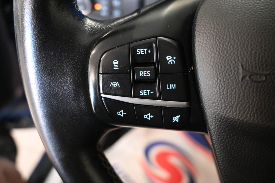 Ford Kuga 2,5 PHEV Vignale CVT 5d